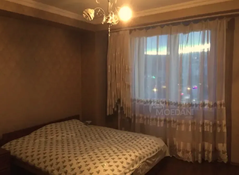 იყიდება 3 ოთახიანი ბინას 83მ² 14/16 სართ თბილისი - photo 1