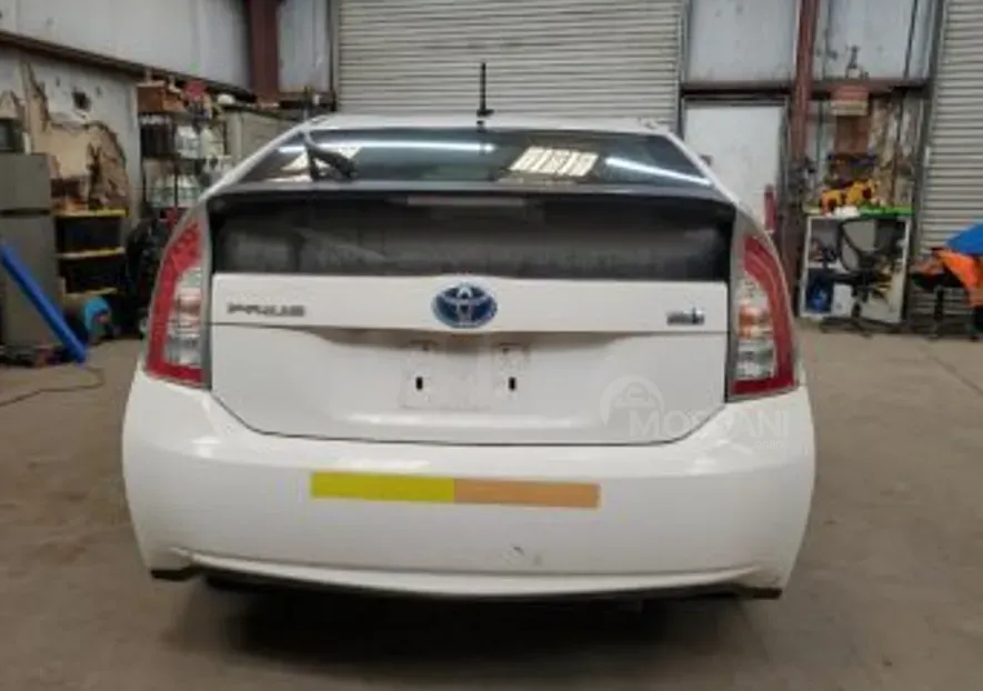 Toyota Prius 1.8L 2013 Тбилиси - изображение 5