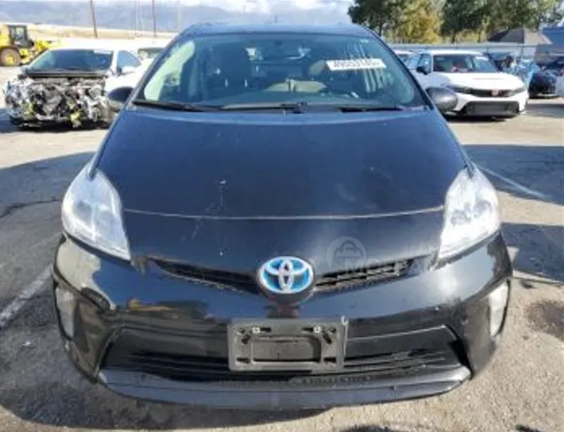 Toyota Prius 1.8L 2015 Тбилиси - изображение 1