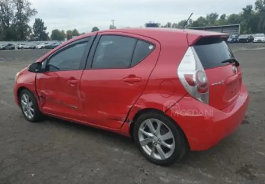 Toyota Prius 1.5L 2013 Тбилиси - изображение 2