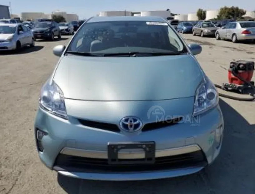 Toyota Prius 1.8L 2015 Тбилиси - изображение 1