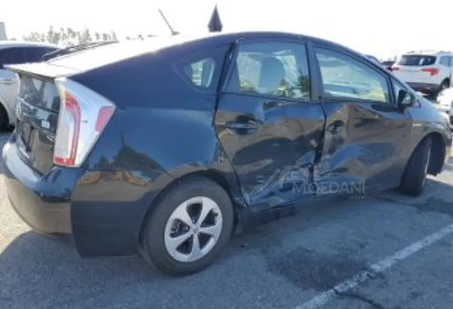 Toyota Prius 1.8L 2015 Тбилиси - изображение 4