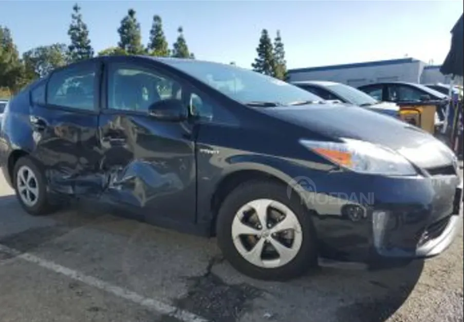 Toyota Prius 1.8L 2015 Тбилиси - изображение 5