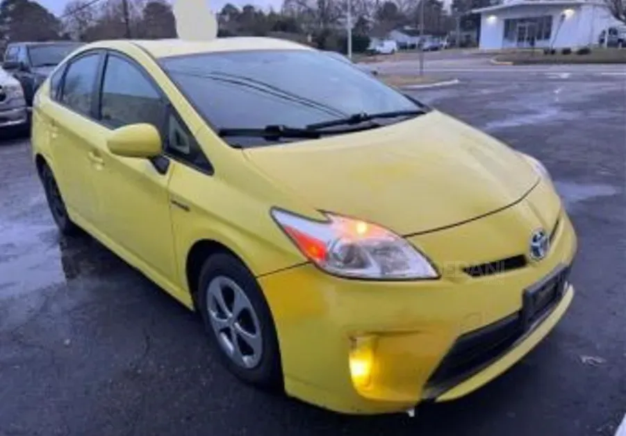 Toyota Prius 1.8L 2014 Тбилиси - изображение 2