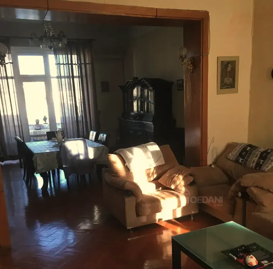 იყიდება 4 ოთახიანი ბინას 193მ² 4/4 სართ თბილისი - photo 1