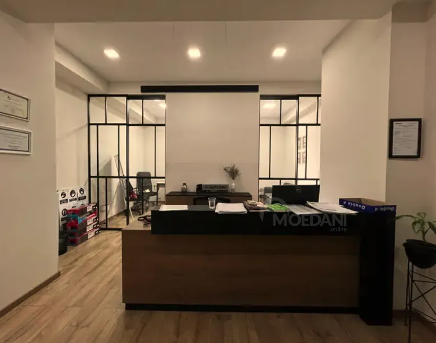 Ქირავდება საოფისე კომერციული ფართი ვაკეში თბილისი - photo 3