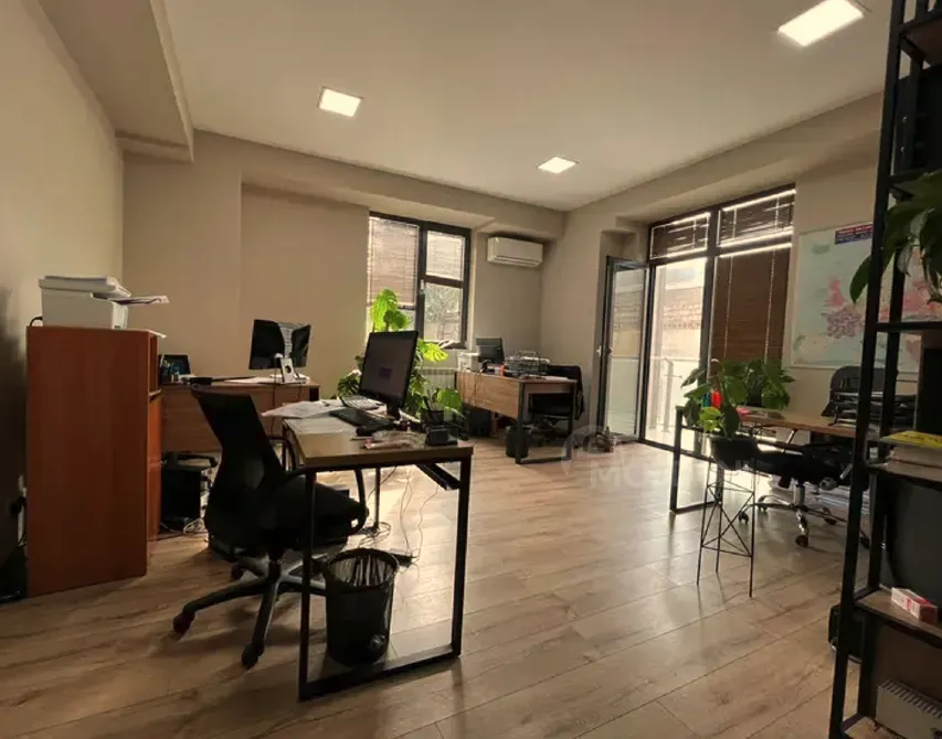 Ქირავდება საოფისე კომერციული ფართი ვაკეში თბილისი - photo 9