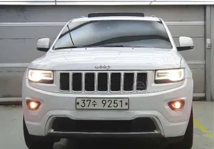 Jeep Grand Cherokee 2015 Тбилиси - изображение 1