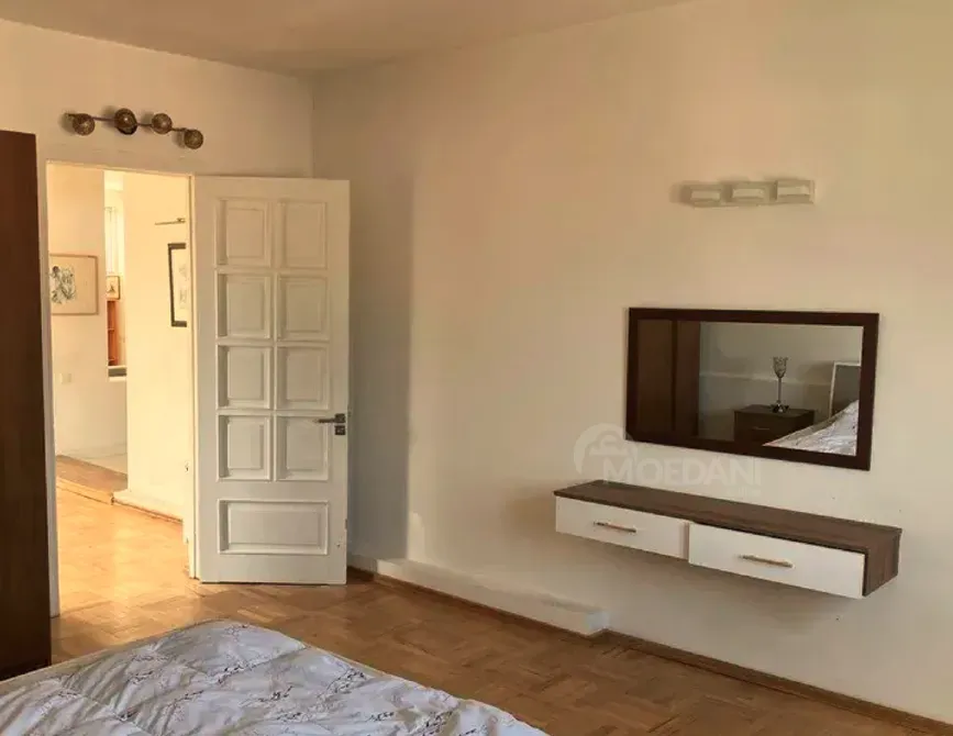 Сдам 4-комн. квартиру 140м² 6/6 эт. Тбилиси - изображение 7