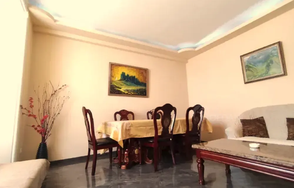 Сдам 5-комн. квартиру 122м² 3/8 эт. Тбилиси - изображение 1