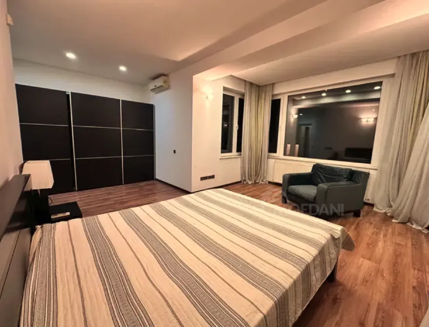 ქირავდება 4 ოთახიანი ბინა 225მ² 4/6 სართ თბილისი - photo 3