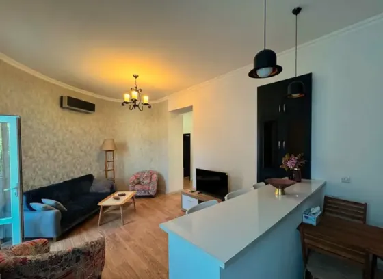 Იყიდება 4 ოთახიანი ბინას $165 000 თბილისში 100მ² 2/3 სართ Tbilisi