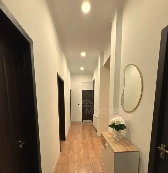 იყიდება 4 ოთახიანი ბინას 100მ² 2/3 სართ თბილისი - photo 1