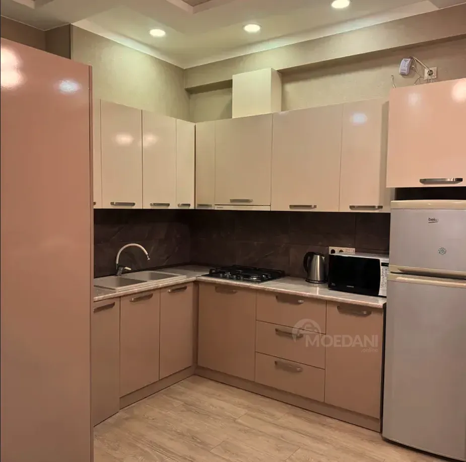 Сдам 2-комн. квартиру 60м² 4/7 эт. Тбилиси - изображение 4