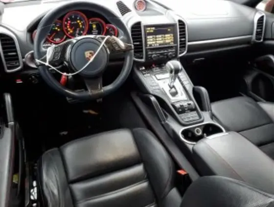 Porsche Cayenne 2016 Тбилиси