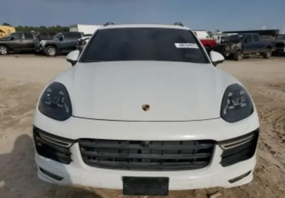 Porsche Cayenne 2017 Тбилиси