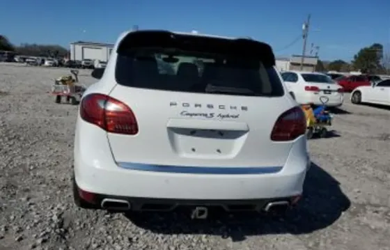 Porsche Cayenne 2012 Тбилиси