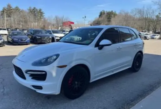 Porsche Cayenne 2013 Тбилиси