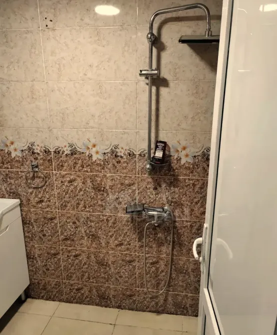 ქირავდება 2 ოთახიანი ბინა 50მ² 9/12 სართ თბილისი - photo 7