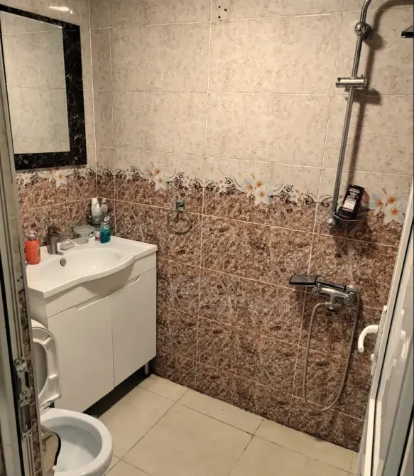 ქირავდება 2 ოთახიანი ბინა 50მ² 9/12 სართ თბილისი - photo 6