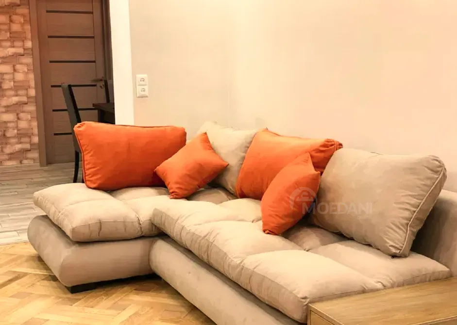 Сдам 6-комн. квартиру 150м² 2/8 эт. Тбилиси - изображение 3