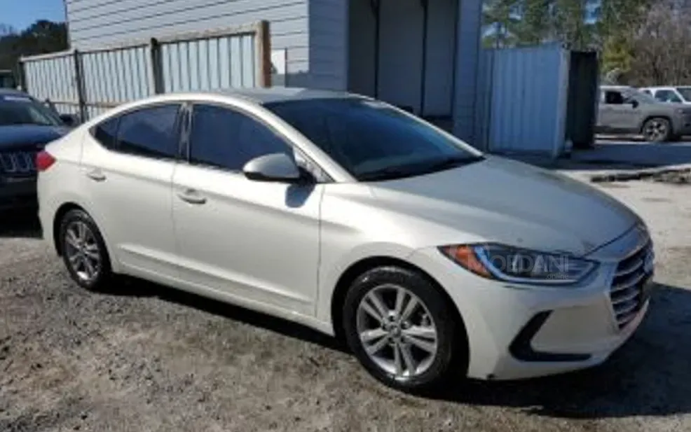 Hyundai Elantra 2017 Tbilisi - photo 4