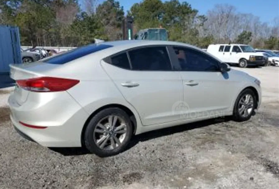 Hyundai Elantra 2017 Tbilisi - photo 5