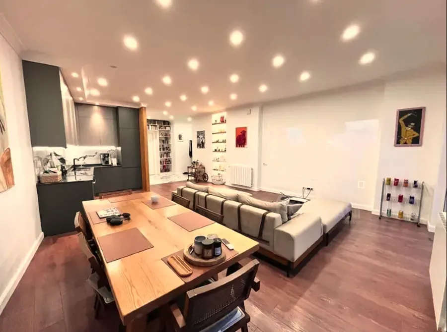 Сдам 2-комн. квартиру 115м² 12/14 эт. Батуми - изображение 2