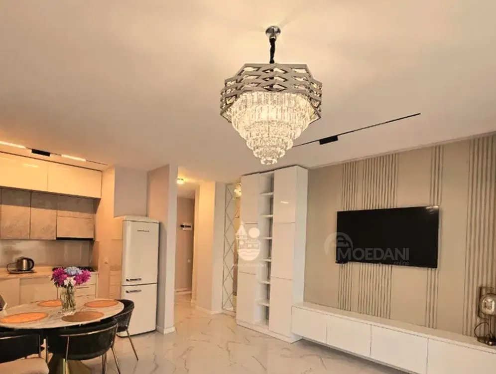 Сдам 3-комн. квартиру 80м² 6/10 эт. Батуми - изображение 2