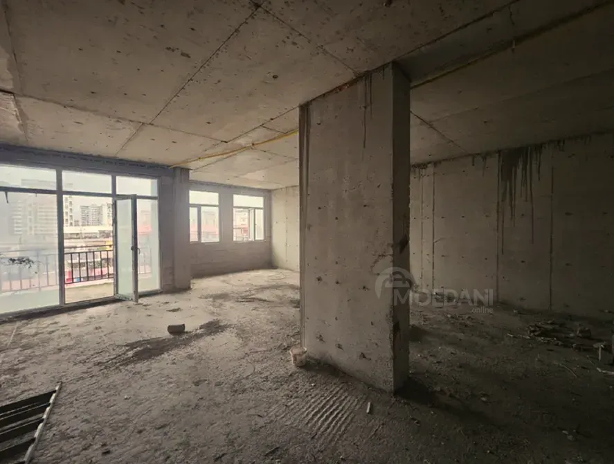 Продам 2-комн. квартиру 65.9м² 6/14 эт. Батуми - изображение 1