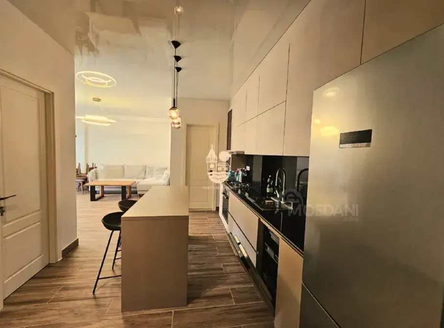 Сдам 2-комн. квартиру 65м² 6/8 эт. Батуми - изображение 5