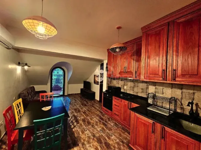 Apartments For Rent two-room 65м² 5/5 floor Batumi - photo 2