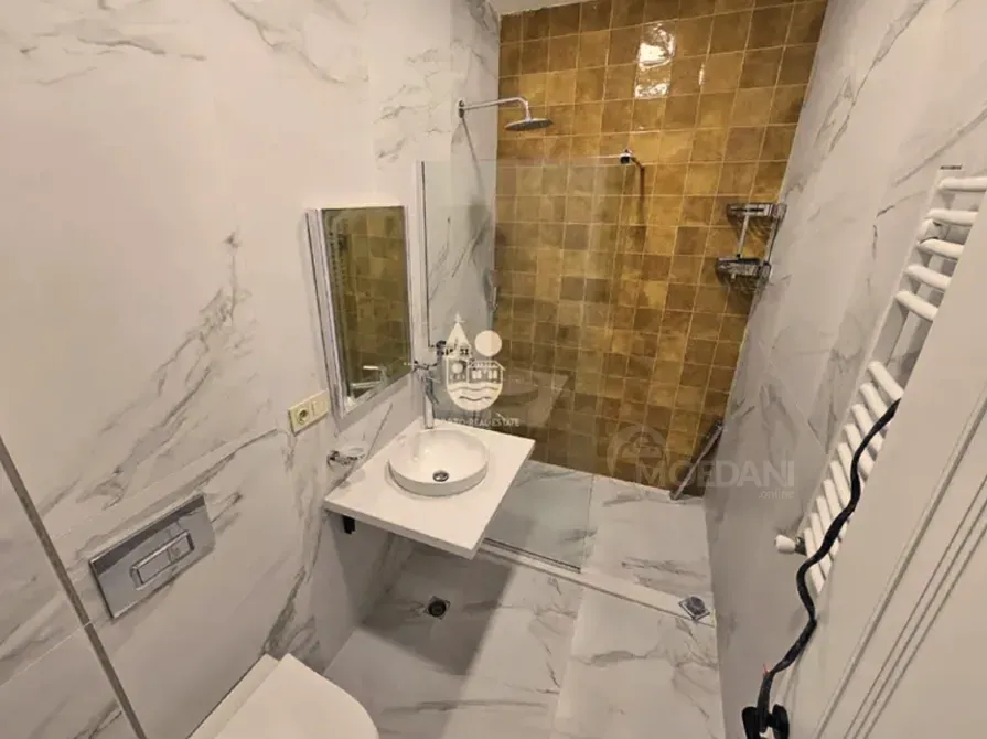 Apartments For Rent two-room 60м² 4/5 floor Batumi - photo 5