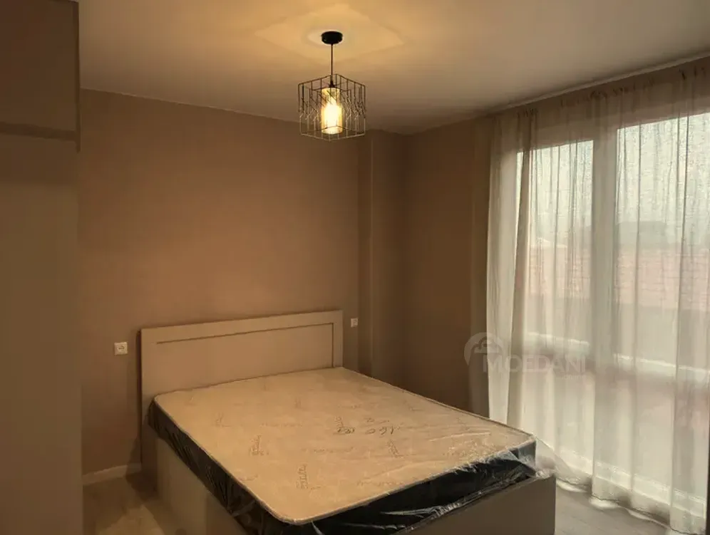 Apartments For Rent two-room 65м² 4/9 floor Batumi - photo 2