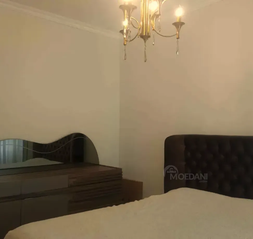 Продам 3-комн. квартиру 78м² 7/9 эт. Батуми - изображение 2