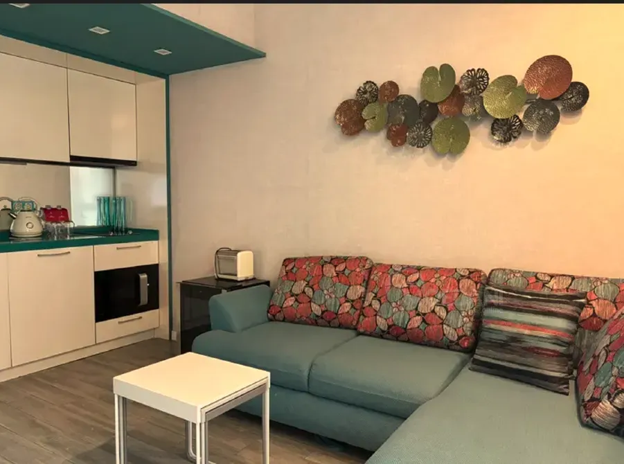 Продам 2-комн. квартиру 47м² 8/33 эт. Батуми - изображение 1