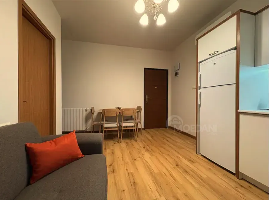 Apartments For Rent two-room 35м² 5/5 floor Batumi - photo 3