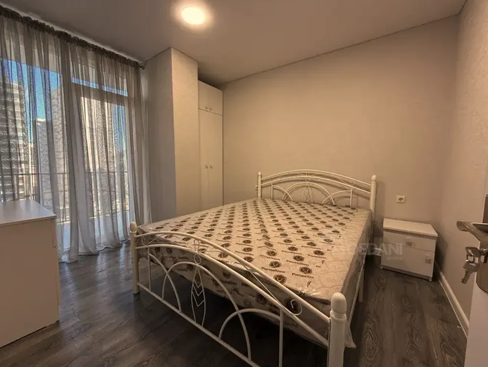 Apartments For Rent three-room 80м² 8/13 floor Batumi - photo 2