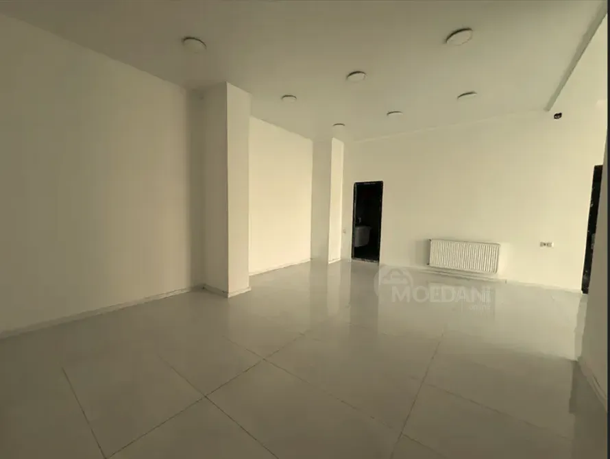 180m² 1/1 floor Batumi - photo 7