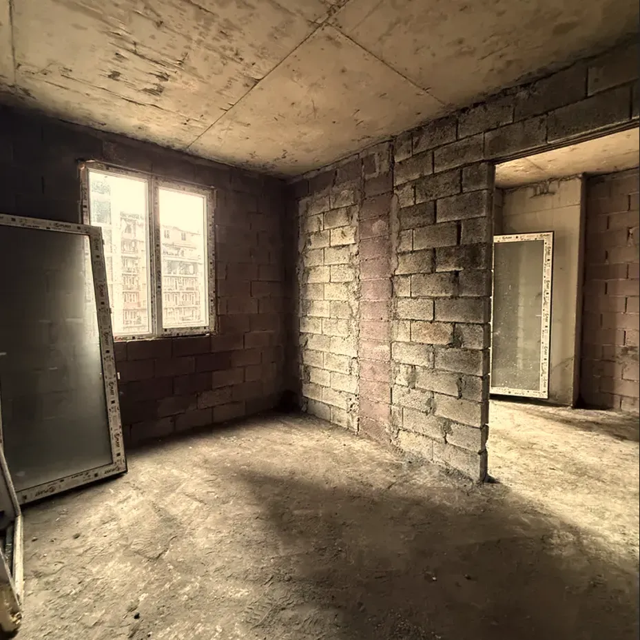 Apartments For Sale three-room 70м² 4/13 floor Batumi - photo 1