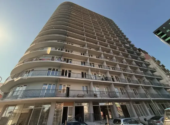 Იყიდება 2 ოთახიანი ბინას $25 000 ბათუმი 33მ² 14/22 სართ Batumi