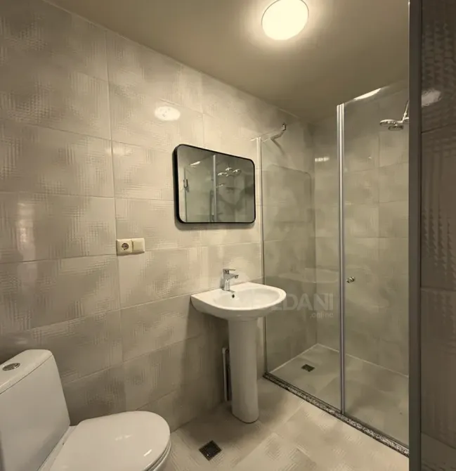 Apartments For Rent two-room 55м² 12/12 floor Batumi - photo 6