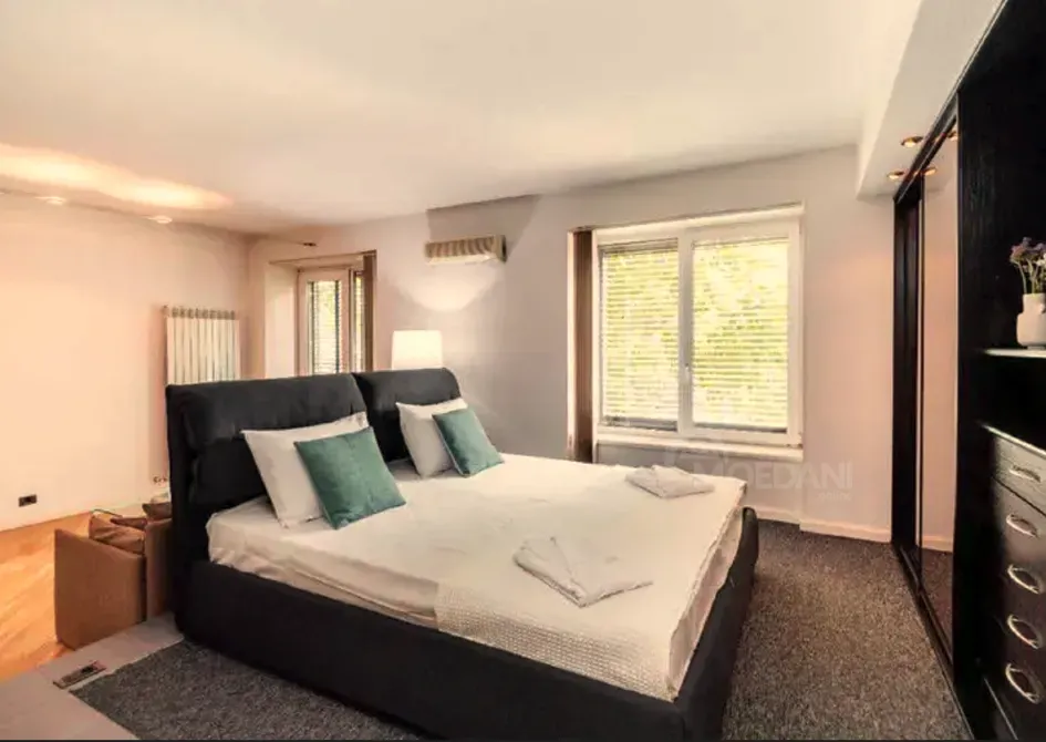 Apartments For Rent three-room 115м² 3/7 floor Tbilisi - photo 5