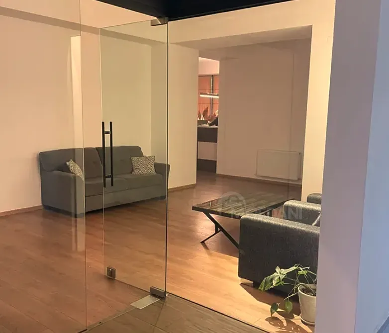 იყიდება 2 ოთახიანი ბინას 63მ² 2/15 სართ თბილისი - photo 2