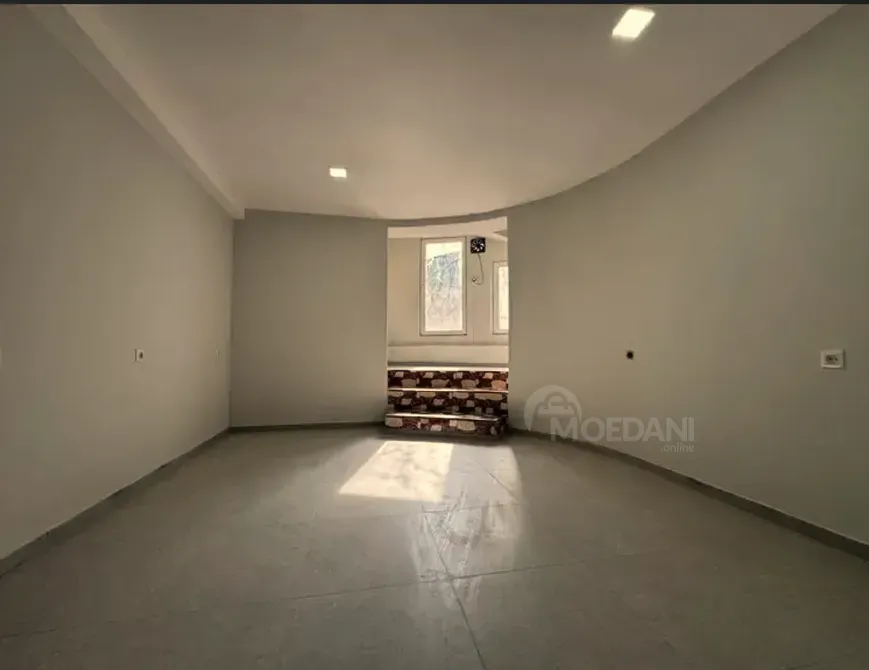 Коммерческое офисное помещение в аренду в Сабуртало Тбилиси - изображение 1