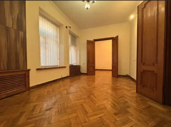 Ქირავდება საოფისე კომერციული ფართი ჩუღურეთში Tbilisi