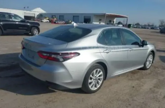 Toyota Camry 2022 Тбилиси - изображение 2