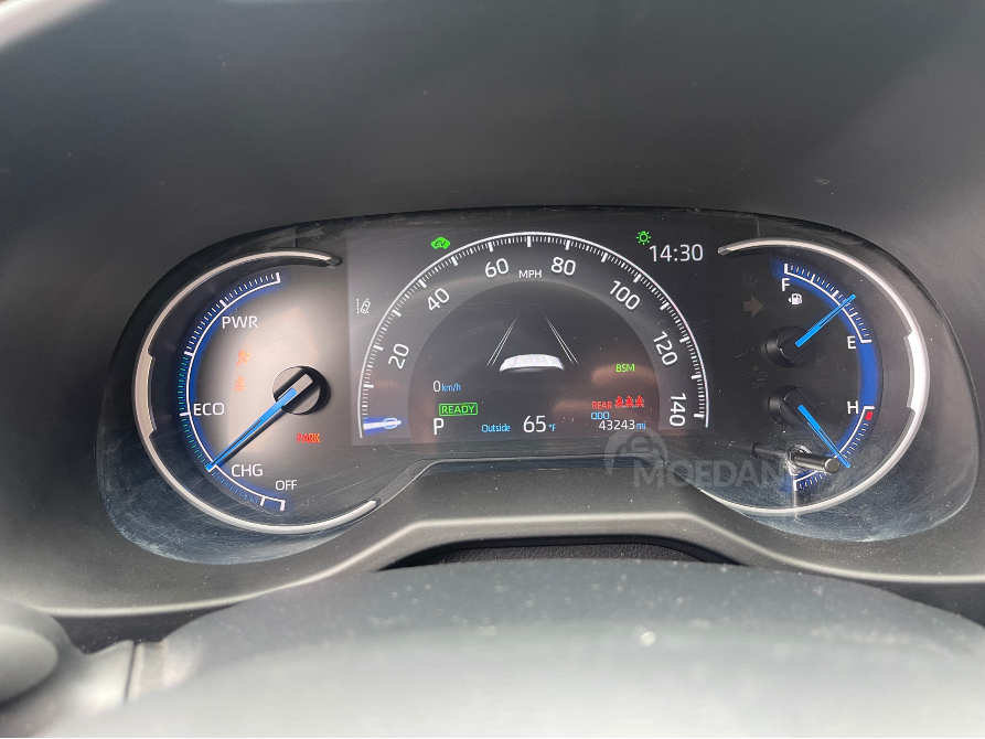 Toyota RAV4 2.5L 2023 Тбилиси - изображение 12