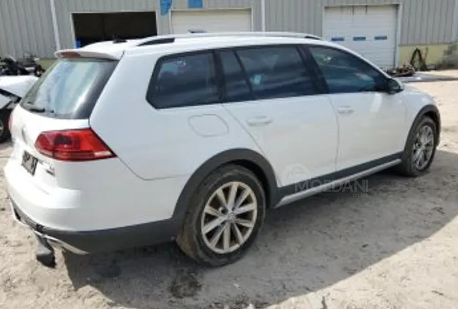 Volkswagen Golf 1.8 2017 Тбилиси - изображение 6