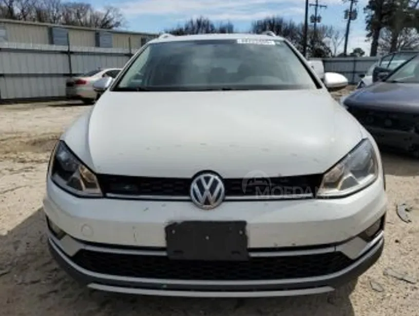 Volkswagen Golf 1.8 2017 Тбилиси - изображение 1